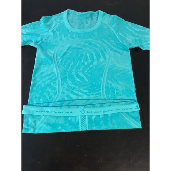 Lululemon Swiftly Tech Long Sleeve Crew Heathered Bali Breeze - Size 6 - Picture 10 of 11